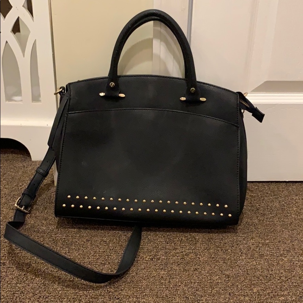 Black crossbody purse